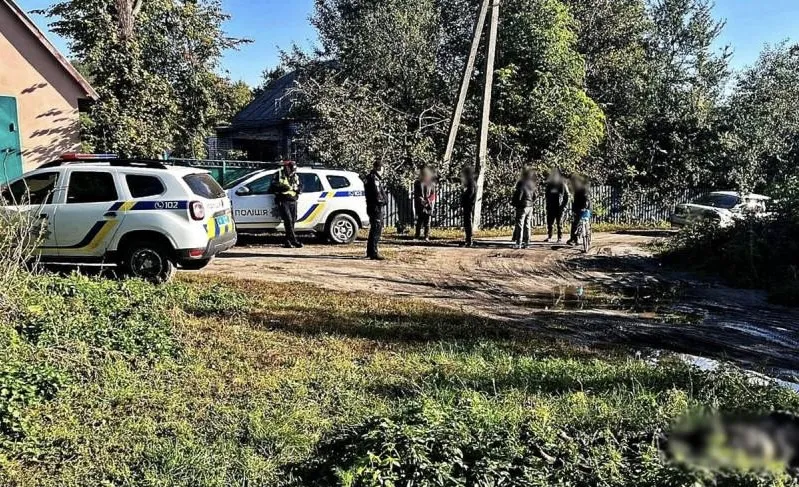 Жорстоке вбивство на Житомирщині: жінка забила до смерті свою односельчанку