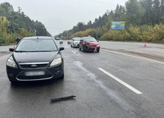 ДТП під Житомиром: 20-річний пасажир потрапив до лікарні