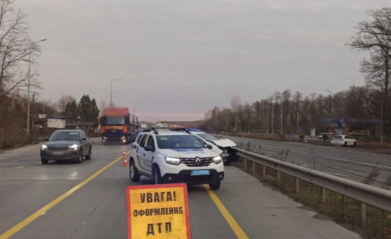 Лобове зіткнення під Житомиром: четверо в лікарні