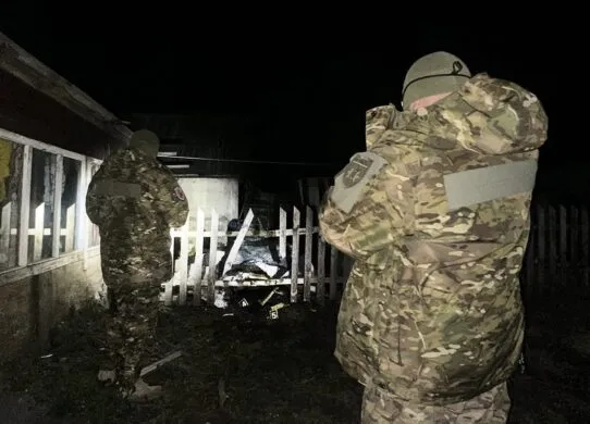 У Коростені чоловік кинув гранату на подвір’я сусіда