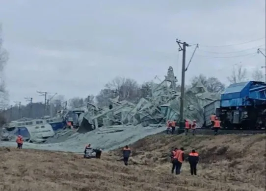 Атака по залізниці на Житомирщині: поїзд «розплавило»