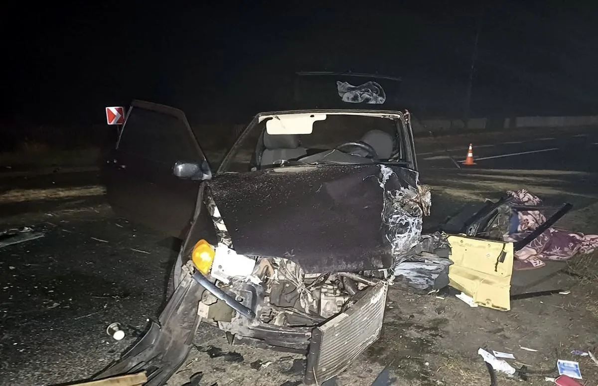 На Житомирщині сімʼя з дітьми потрапила в жахливу аварію