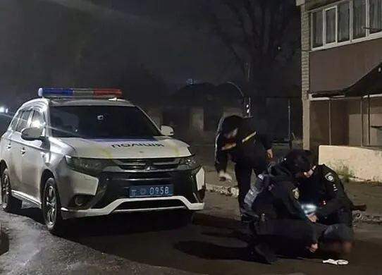 П’яний «замінував» будинок на Житомирщині - що з ним стало