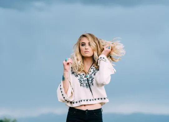 Місячний календар стрижок на січень 2026: сприятливі та несприятливі дні