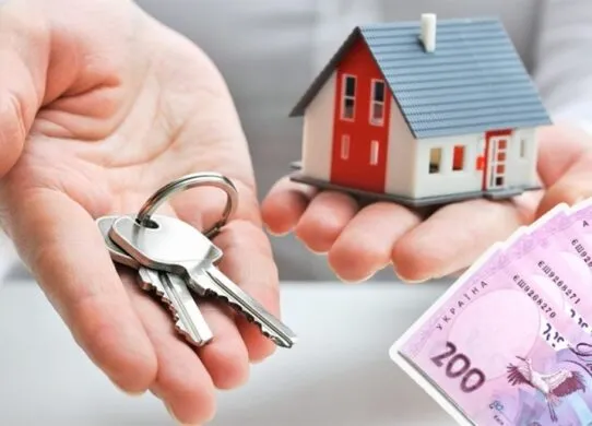 Переселенцям на Житомирщині три роки незаконно виставляли рахунки за світло та воду