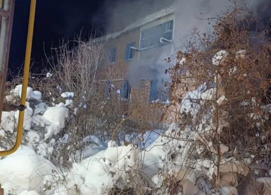 На Житомирщині чоловік не зміг вибратися з палаючої квартири