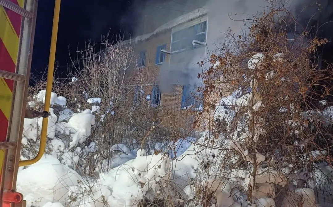 На Житомирщині чоловік не зміг вибратися з палаючої квартири