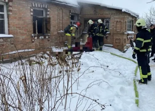 На Житомирщині чоловік та жінка загинули у власному домі