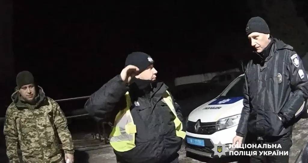 На Житомирщині побилися двоє ветеранів, а потім одного нібито відлупцювали ще й у поліції