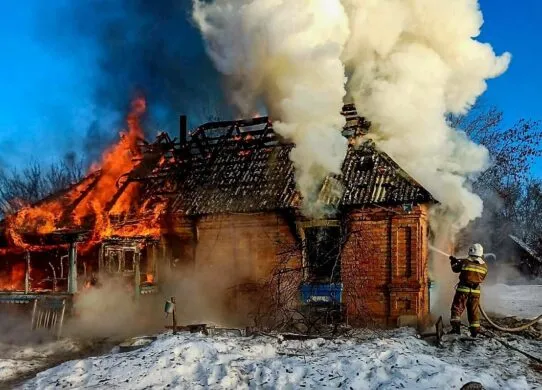 На Житомирщині у пожежі загинув малюк, поки мати поралася по господарству