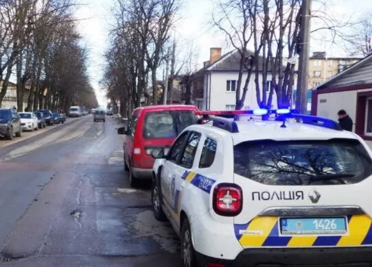 У Житомирі затримали водійку без прав, "під кайфом" та з пакунком наркотиків