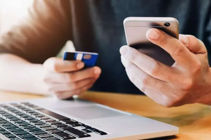 Житомирянка віддала шахраям 20 тисяч гривень: як так сталося