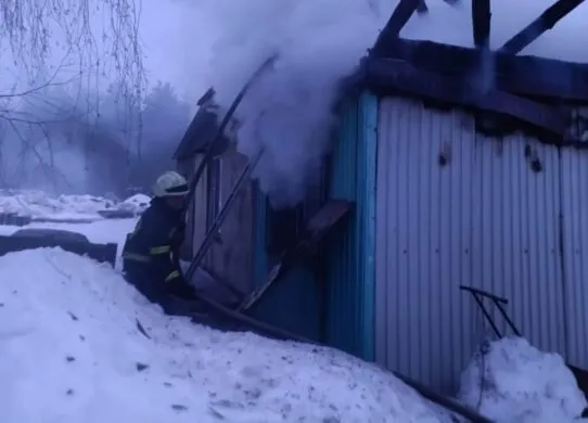 Пожежа на Житомирщині: вогонь знищив майно підприємства в Коростишеві