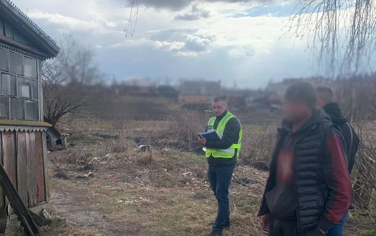 На Житомирщині чоловік жорстоко розправився із коханою через ревнощі