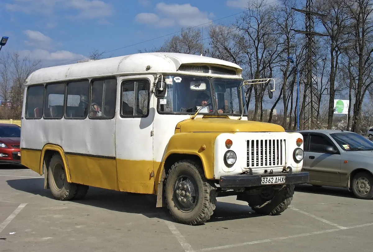 Скандал на Житомирщині: влада проігнорувала похорон Героя, зваливши все на "зламаний автобус"