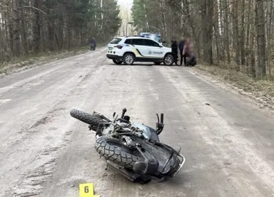 На Житомирщині розбився на смерть водій мотоцикла