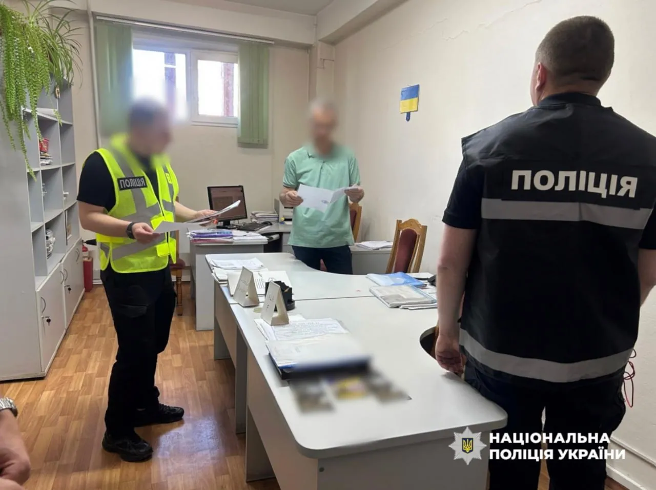 На Житомирщині 14 осіб отримали підозри за махінації з працевлаштуванням