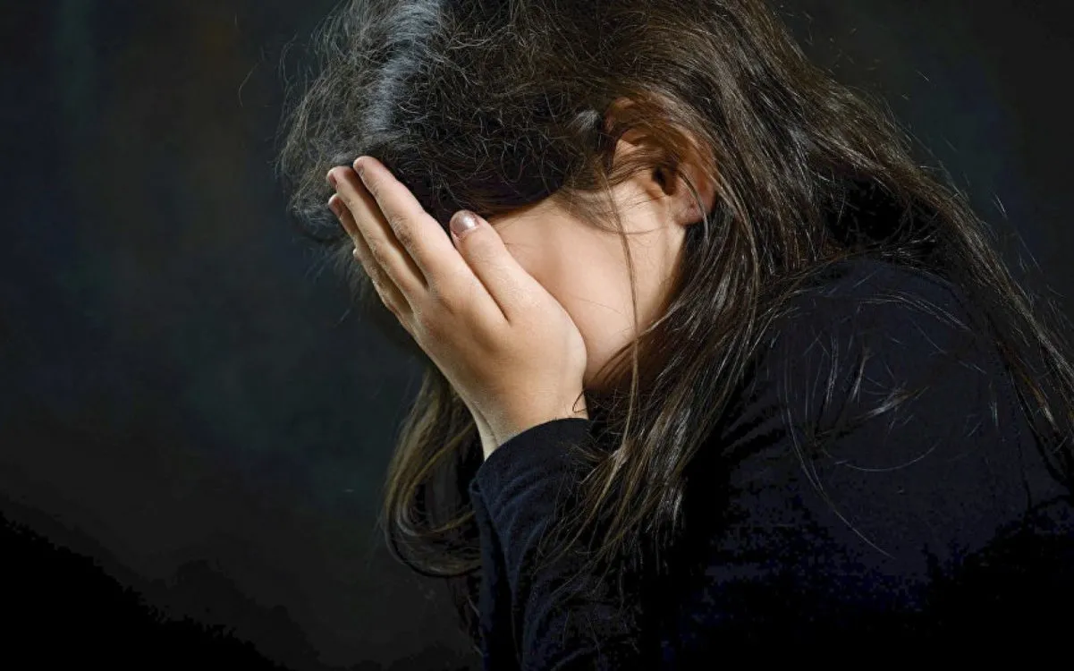 Після розповіді 5-річної дитини у дитсадку затримали педофіла на Житомирщині та забрали дітей у батьків