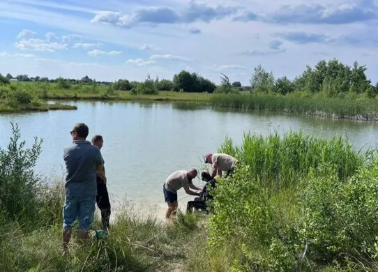 Трагедія на воді: у Житомирській області на кар'єрі потонув 14-річний підліток