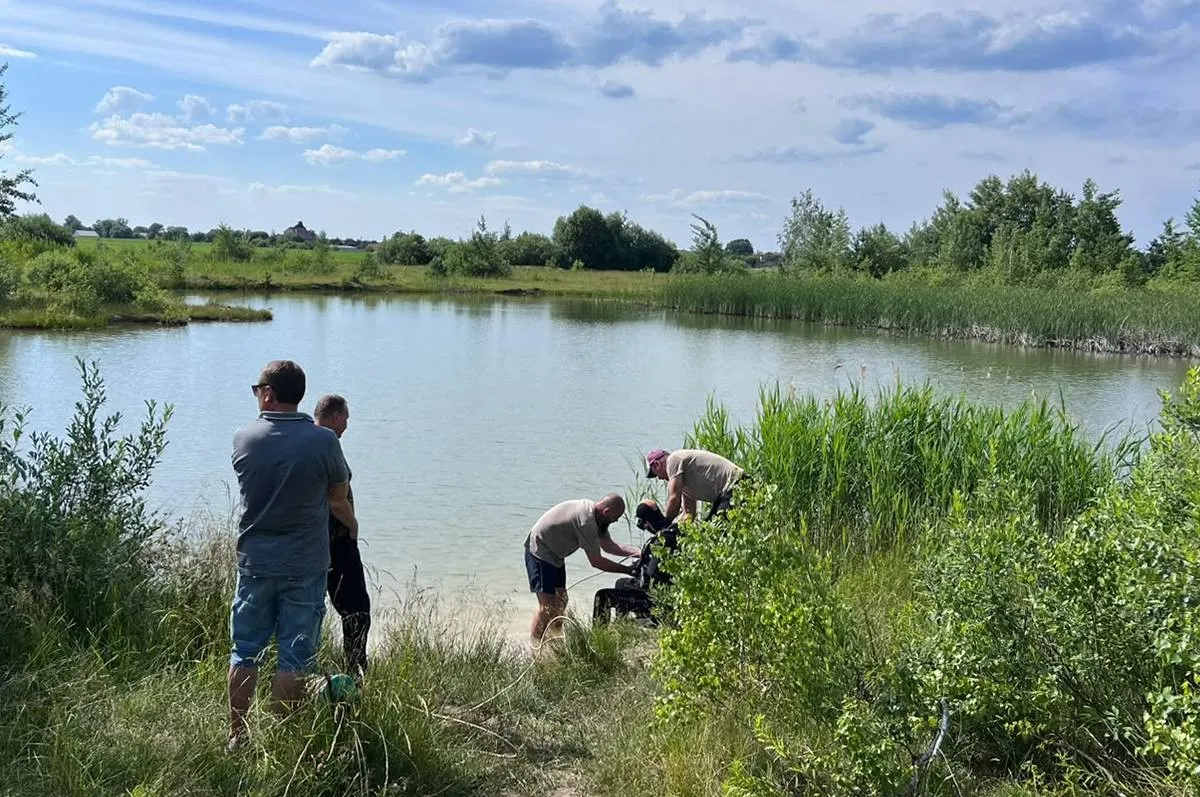 Трагедія на воді: у Житомирській області на кар'єрі потонув 14-річний підліток