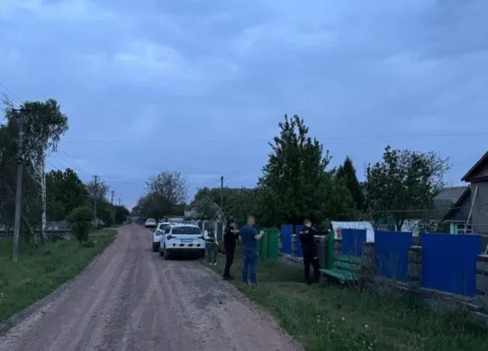 На Житомирщині молодик за ніч вкрав велосипед, мопед і мотоцикл, щоб дістатися дому