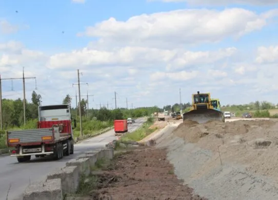Після 6 років простою: на Житомирщині відновили масштабне будівництво Північного обходу