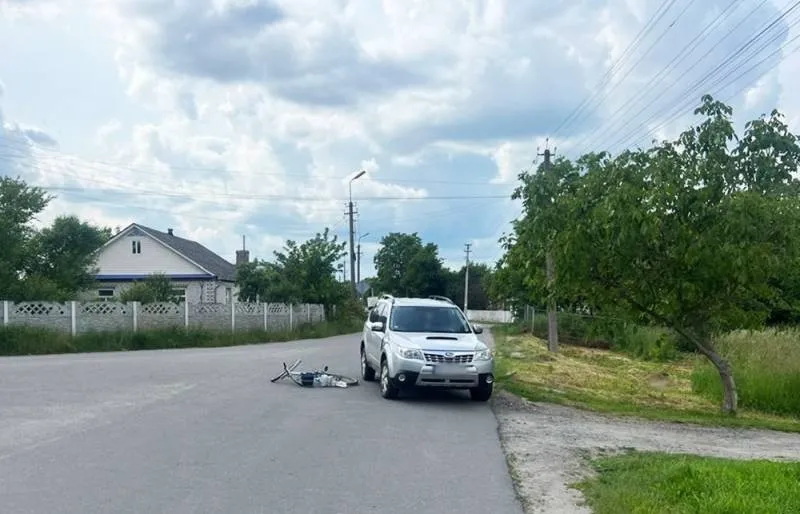 Аварія на Житомирщині: поліція з’ясовує обставини наїзду Subaru на велосипедиста