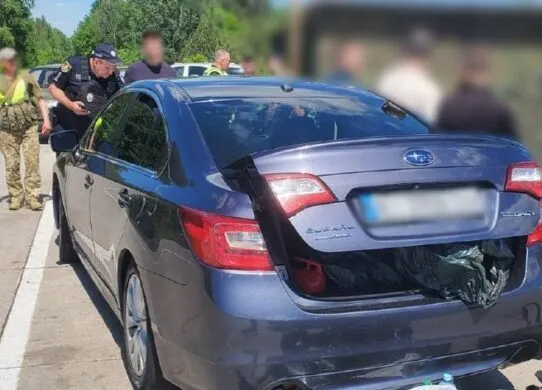 Підзаробив на 9 років тюрми: на Житомирщині затримали перевізника військовозобов'язаних