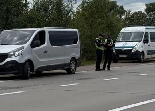 Возив людей на свій страх і ризик: на Житомирщині судитимуть нелегального перевізника