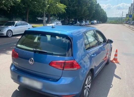 У Житомирі автомобіль наїхав на пенсіонерку - жінка в лікарні
