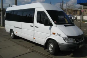 На Житомирщині два приміські автобуси не зупинилися, щоб підвезти військових