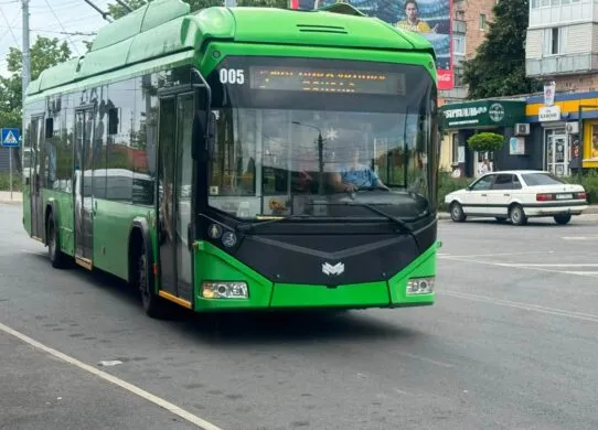 Перевірки автобусів у Житомирі: на яких маршрутах виявили порушення