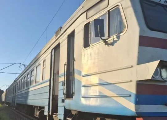 Трагедія на Житомирщині: пасажирський потяг насмерть збив 73-річного чоловіка