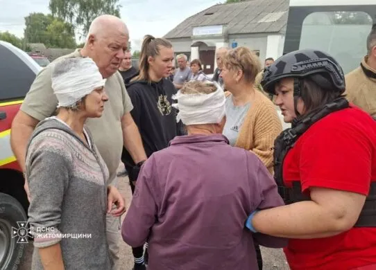 Троє дітей постраждали під час ворожої атаки на Житомирщину