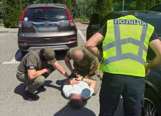 На Житомирщині затримали керівника ТЦК за хабар у 40 тис грн