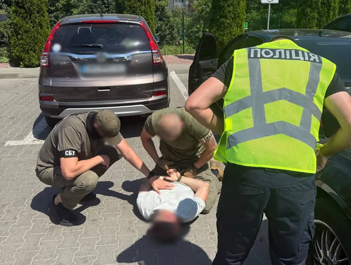 На Житомирщині затримали керівника ТЦК за хабар у 40 тис грн
