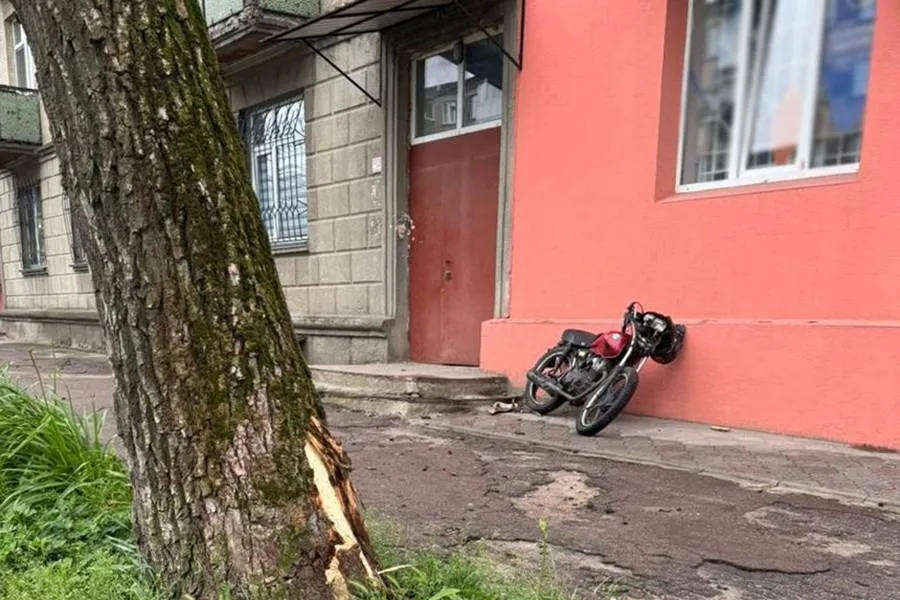 На Житомирщині оголосили підозру водію, який "під кайфом" збив підлітків