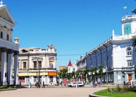 Житомир святкує 1142-річчя: «Караоке на майдані», «Вареник FEST» та безпека