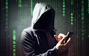 Замовив трактор через TikTok і переказав 130 тисяч: на Житомирщині шахраї обдурили чоловіка
