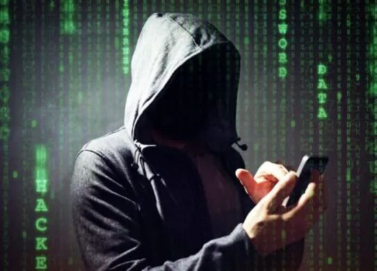 Замовив трактор через TikTok і переказав 130 тисяч: на Житомирщині шахраї обдурили чоловіка