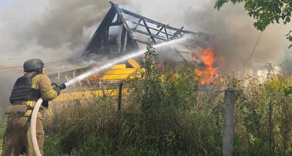 На Житомирщині російський дрон влучив у житловий будинок