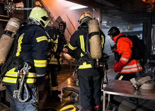 Росіяни вночі атакували завод морозива на Житомирщині: що відомо