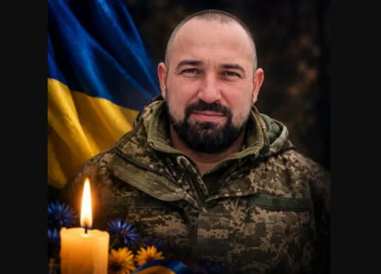 На щиті повернувся додому: у Житомирі попрощалися з Володимиром Микитенком